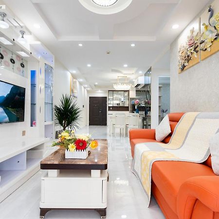 Scenic Valley Serviced Apartment Thành Pho Ho Chí Minh Esterno foto
