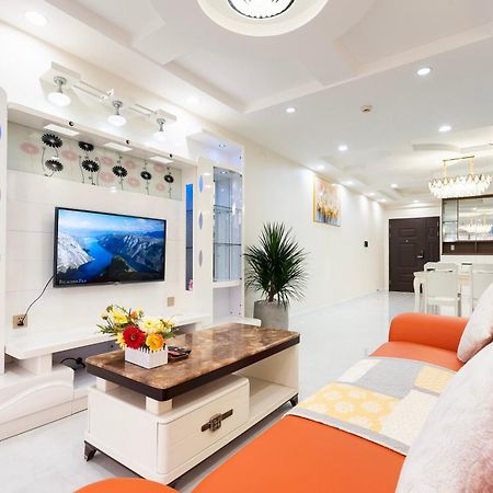 Scenic Valley Serviced Apartment Thành Pho Ho Chí Minh Esterno foto