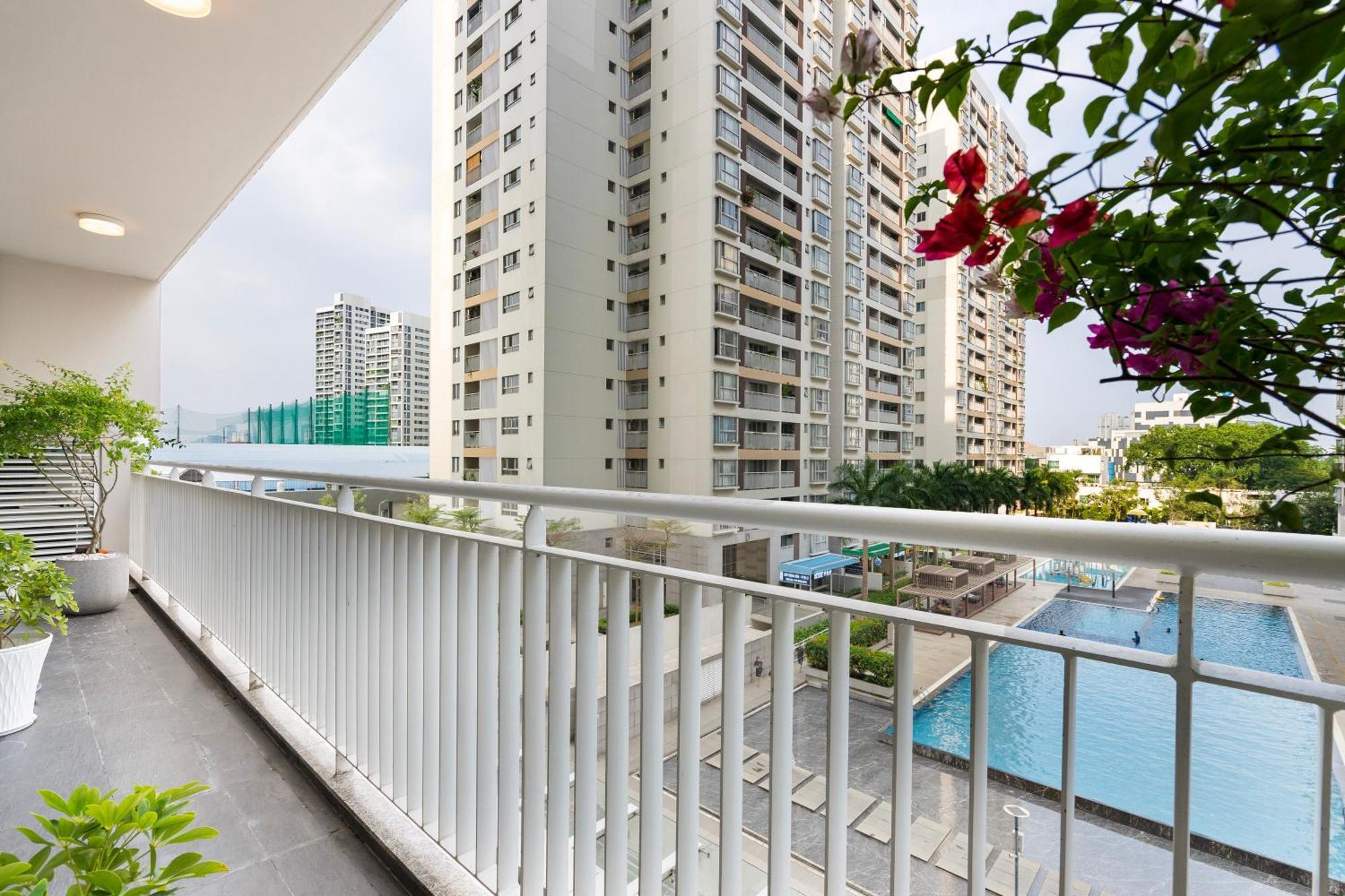 Scenic Valley Serviced Apartment Thành Pho Ho Chí Minh Esterno foto