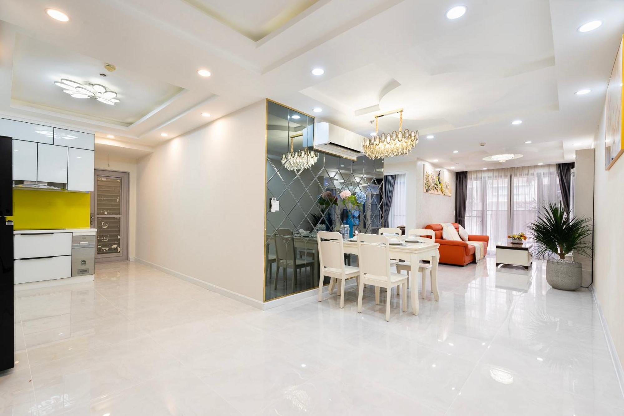 Scenic Valley Serviced Apartment Thành Pho Ho Chí Minh Esterno foto