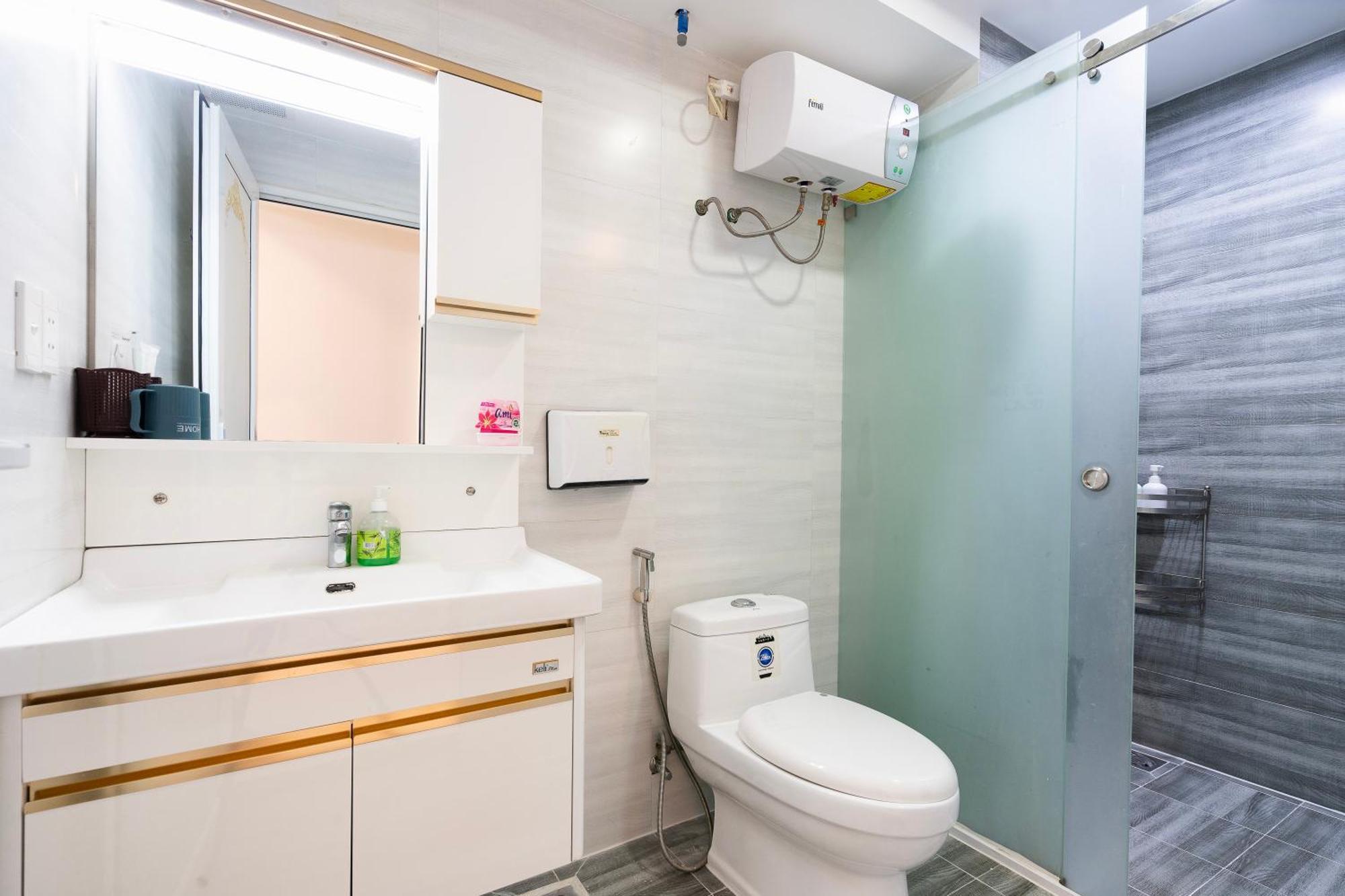 Scenic Valley Serviced Apartment Thành Pho Ho Chí Minh Esterno foto